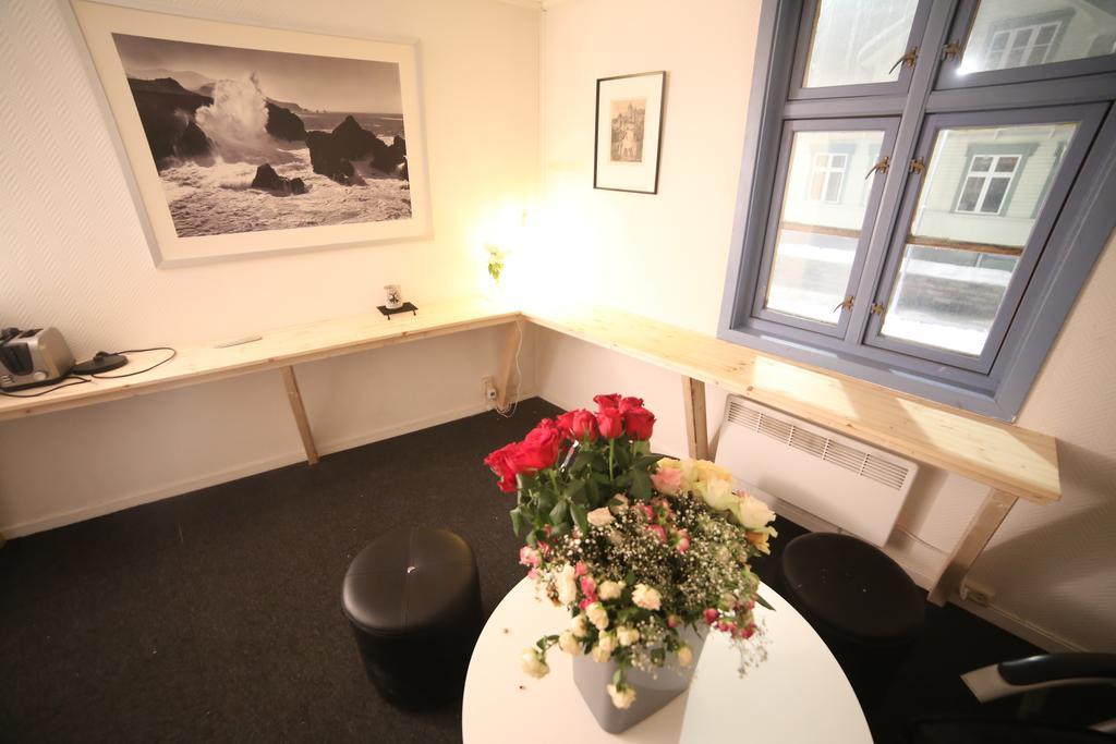 Tromso Activities Hostel Экстерьер фото